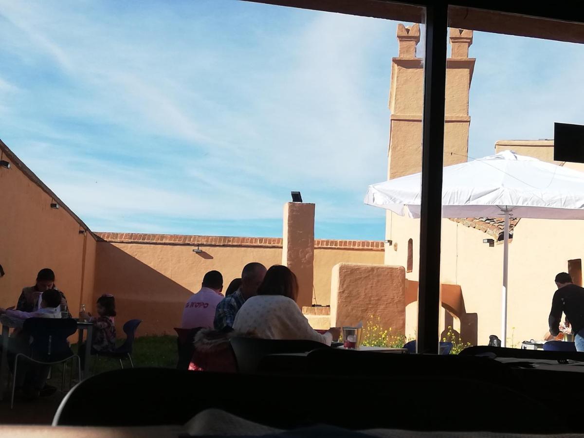 Albergue Turistico La Almazara Вильяфранка-де-лос-Баррос Экстерьер фото