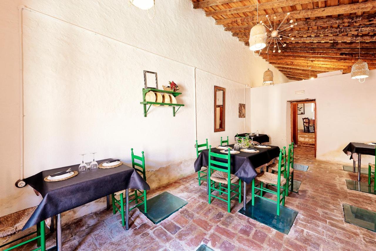 Albergue Turistico La Almazara Вильяфранка-де-лос-Баррос Экстерьер фото